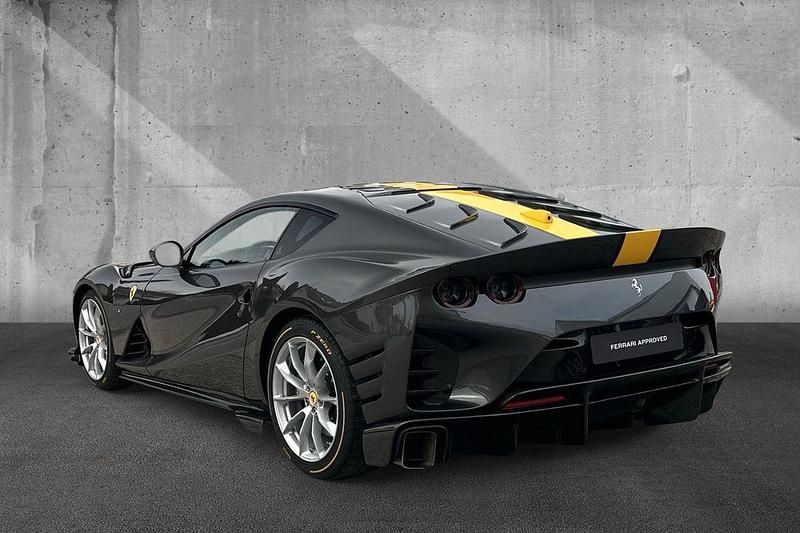 Gebraucht Ferrari 812 829 PS (609 kW) 2023 Canna di fucile Coupé