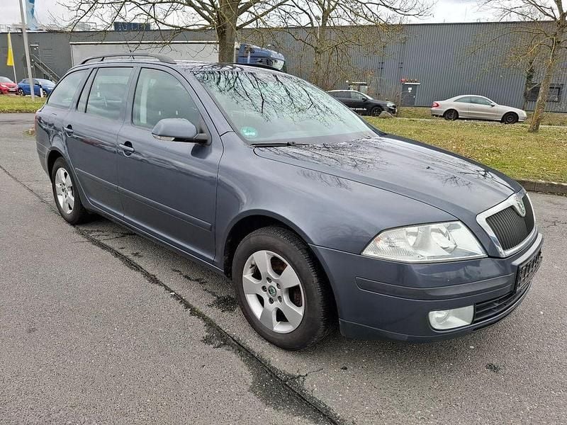 Gebraucht Skoda Octavia Team Edition 116 PS (85 kW) 2008 Anthracite grau mettalic Kombi