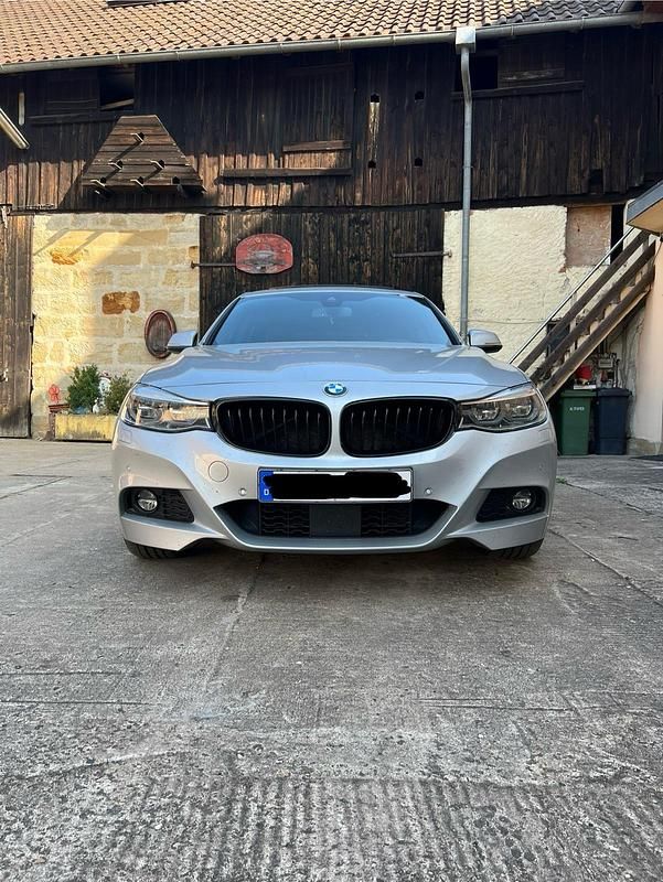 Silber Gebraucht 2016 BMW 340 Gran Turismo Limousine | 28.999 € (Fairer Preis) - Bild 1/4