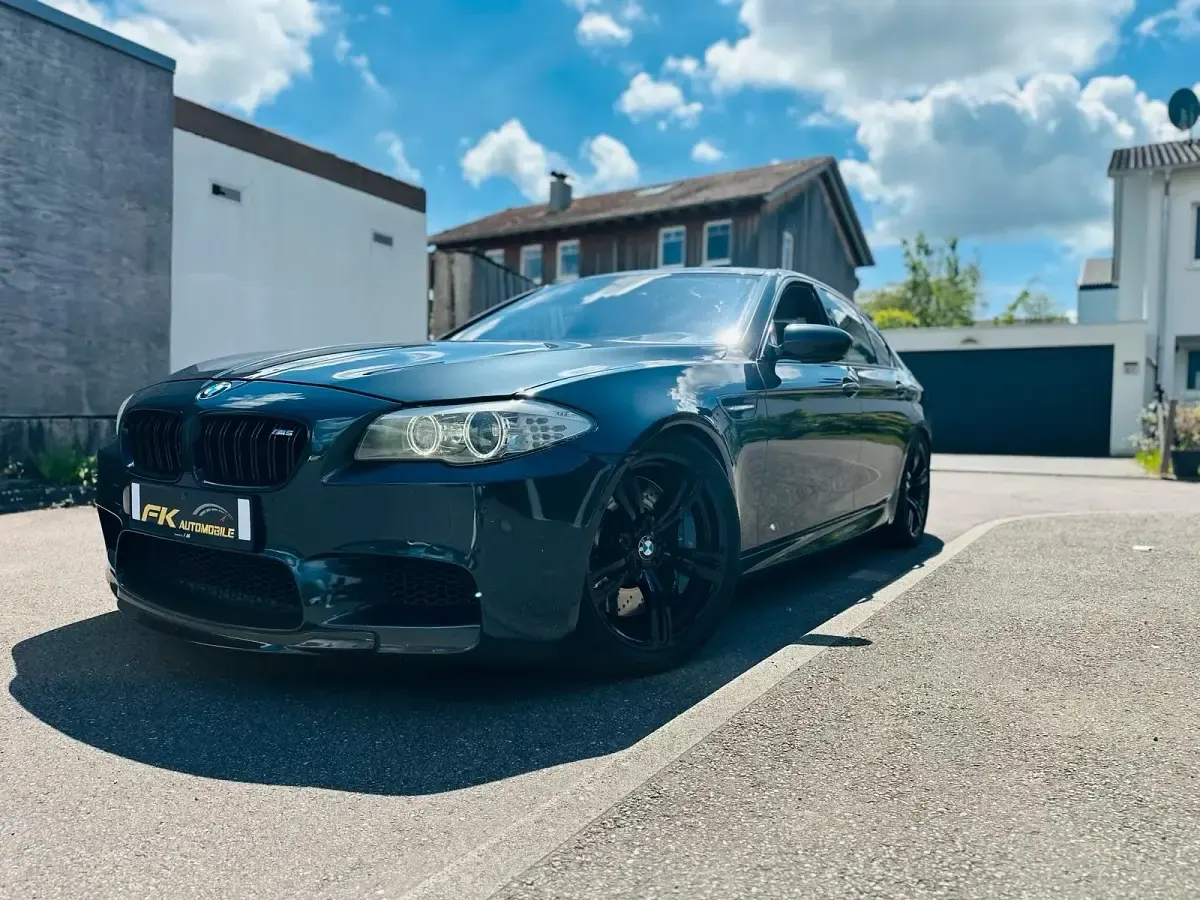 Gebraucht BMW M5 Shadowline 720 PS (529 kW) 2012 Grau Limousine