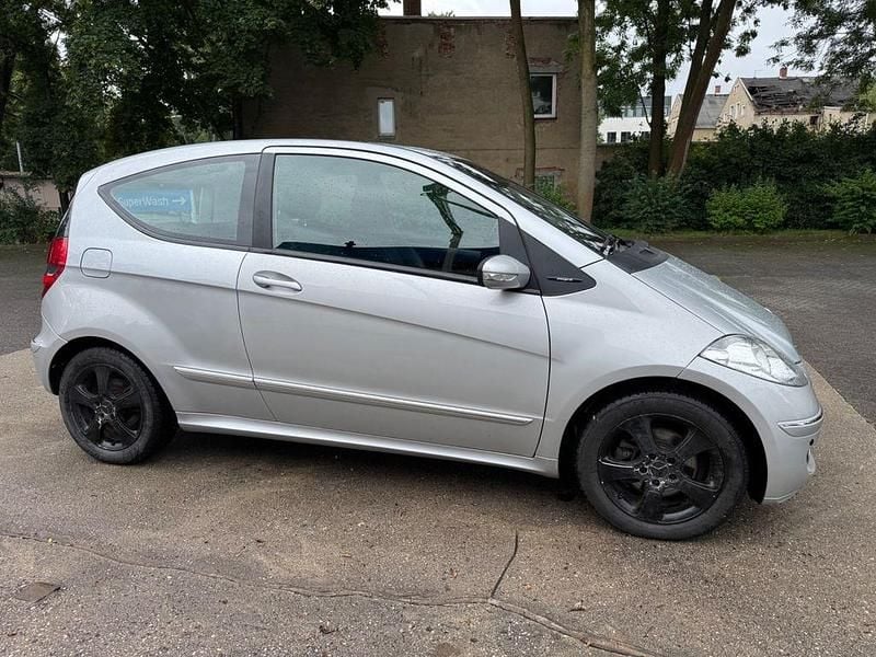 Gebraucht Mercedes A200 136 PS (100 kW) 2005 Silber Limousine