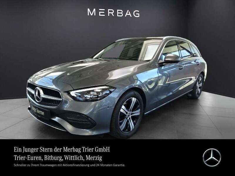 Metalliclack selenitgrau Gebraucht 2023 Mercedes C200 Avantgarde Kombi | 36.760 € (Fairer Preis) - Bild 1/4