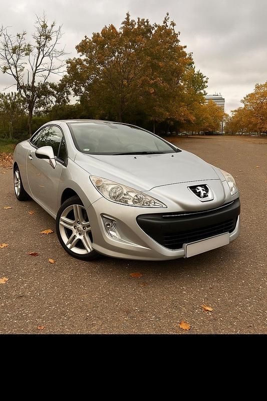 Grau Gebraucht 2009 Peugeot 308 CC Cabrio | 2.500 € (Guter Preis) - Bild 1/4