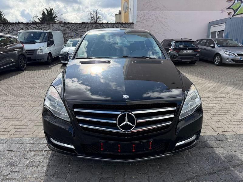 Gebraucht Mercedes R300 190 PS (139 kW) 2011 Schwarz Van / Kleinbus