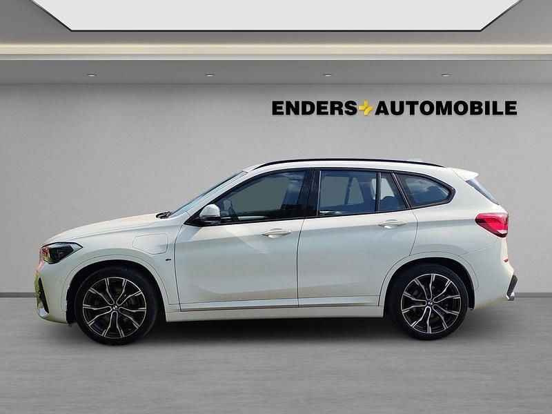 Gebraucht BMW X1 M Sport 220 PS (161 kW) 2021 Weiss SUV