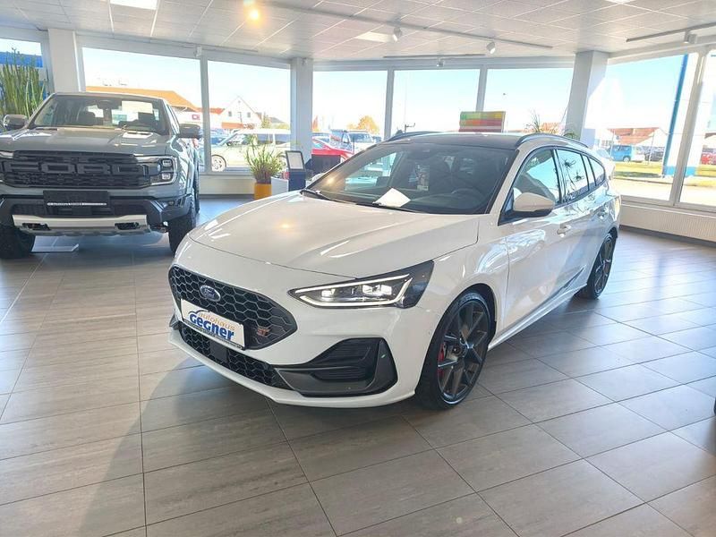 Neu Ford Focus ST 280 PS (205 kW) 2025 Weiß Limousine