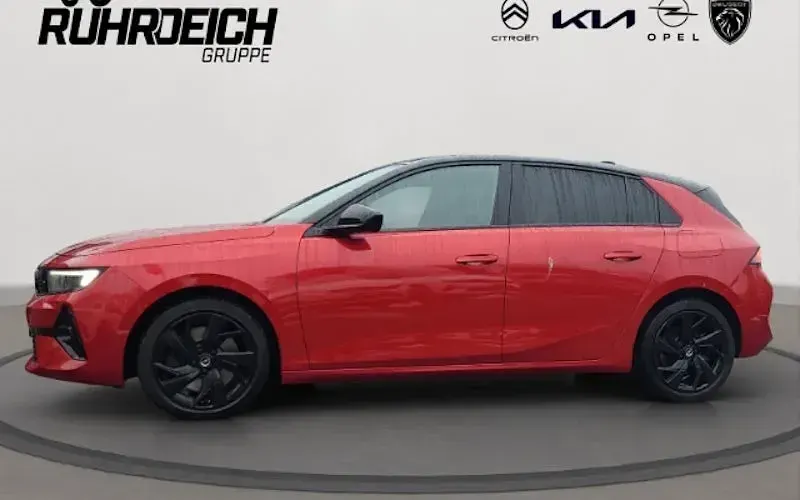 Gebraucht Opel Astra GS Line 196 PS (144 kW) 2022 Rot Limousine