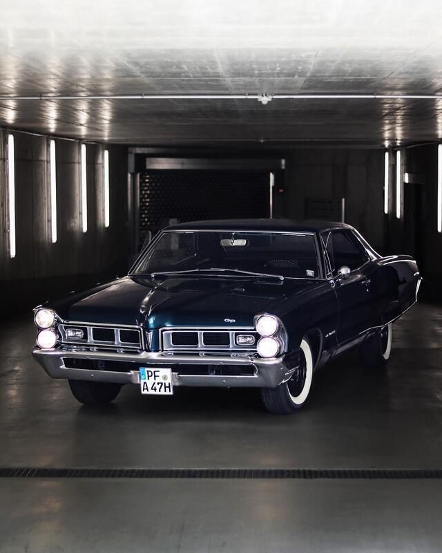 Grün Gebraucht 1965 Pontiac Grand Prix Coupé | 18.000 € - Bild 1/4