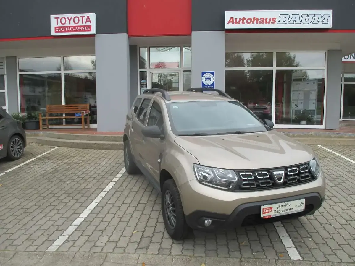 Gebraucht Dacia Duster Acces 91 PS (66 kW) 2021 Sandbeige SUV