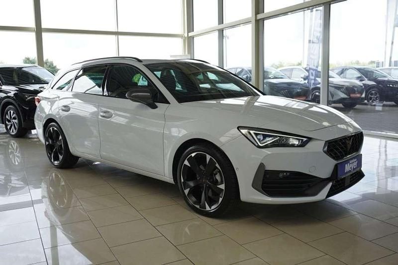 Nevada weiss (metallic) Gebraucht 2024 Cupra Leon Kombi | 26.810 € (Guter Preis) - Bild 1/4