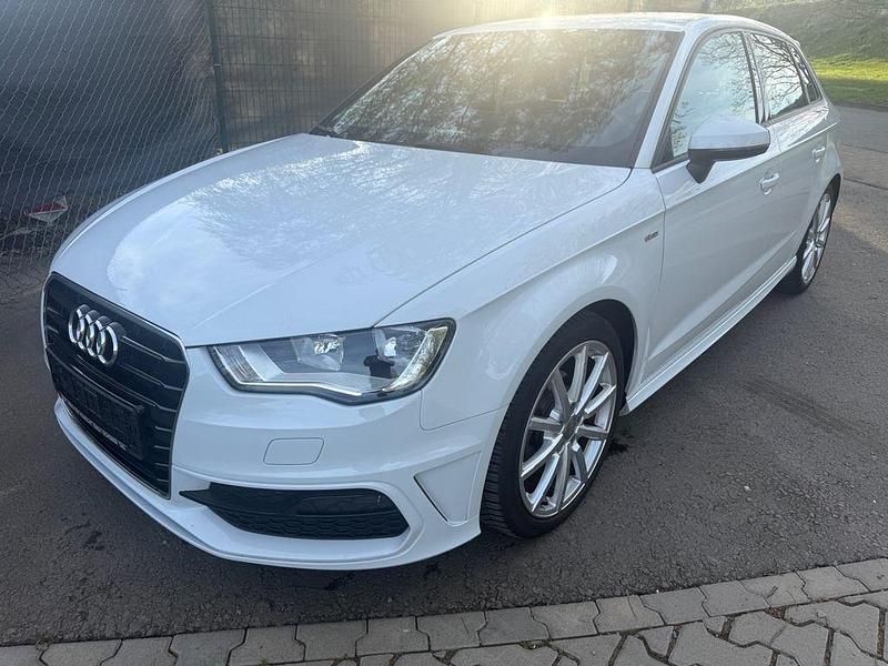 Gebraucht Audi A3 Ambition 125 PS (91 kW) 2016 Weiß Limousine