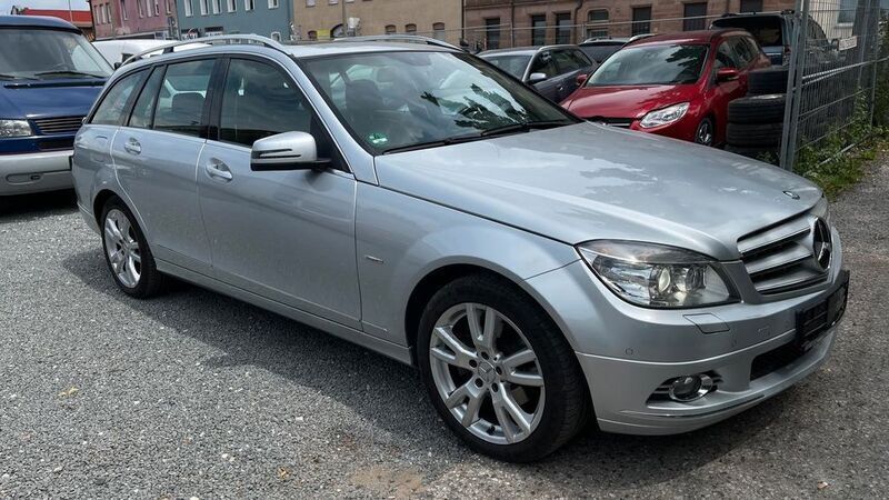 Silber Gebraucht 2008 Mercedes C220 Avantgarde Limousine | 3.990 € (Fairer Preis) - Bild 1/4