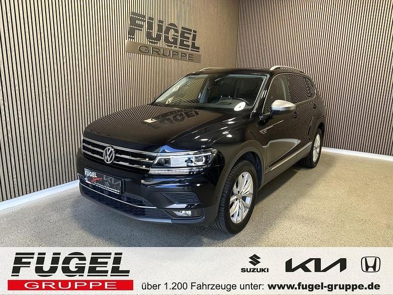 Deep black perleffekt Gebraucht 2020 VW Tiguan Allspace Highline SUV | 32.999 € (Superpreis) - Bild 1/4