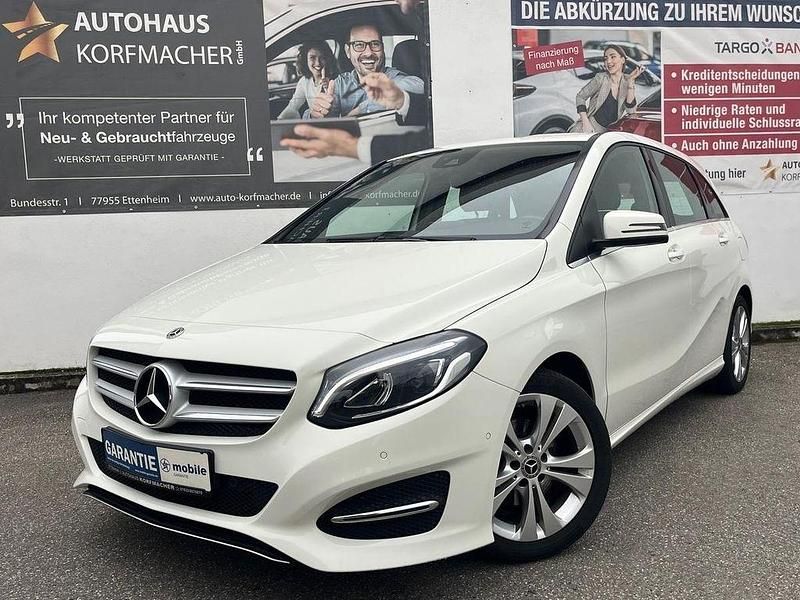 Gebraucht Mercedes B220 Edition 184 PS (135 kW) 2018 Calcitweiss  unilack Van / Kleinbus