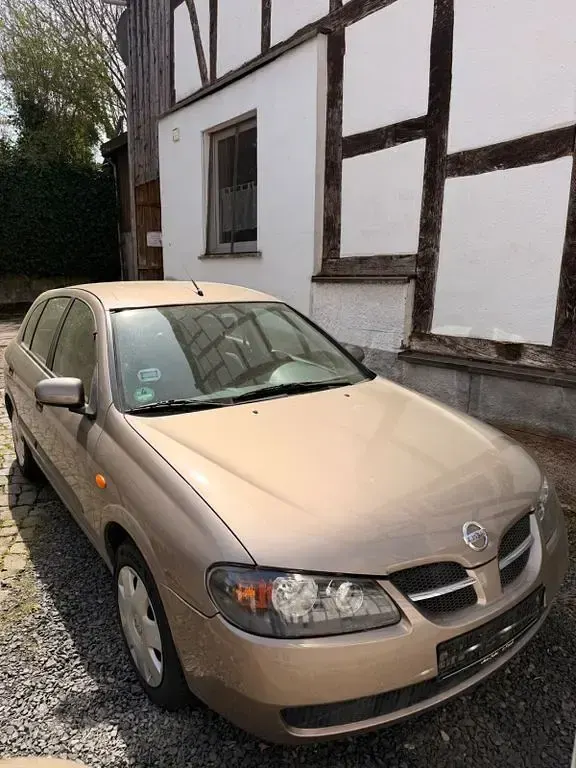 Gebraucht Nissan Almera Acenta 98 PS (72 kW) 2005 Beige Limousine