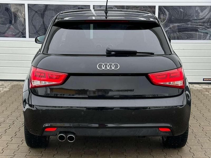 Gebraucht Audi A1 Ambition 122 PS (89 kW) 2010 Brillantschwarz Kleinwagen