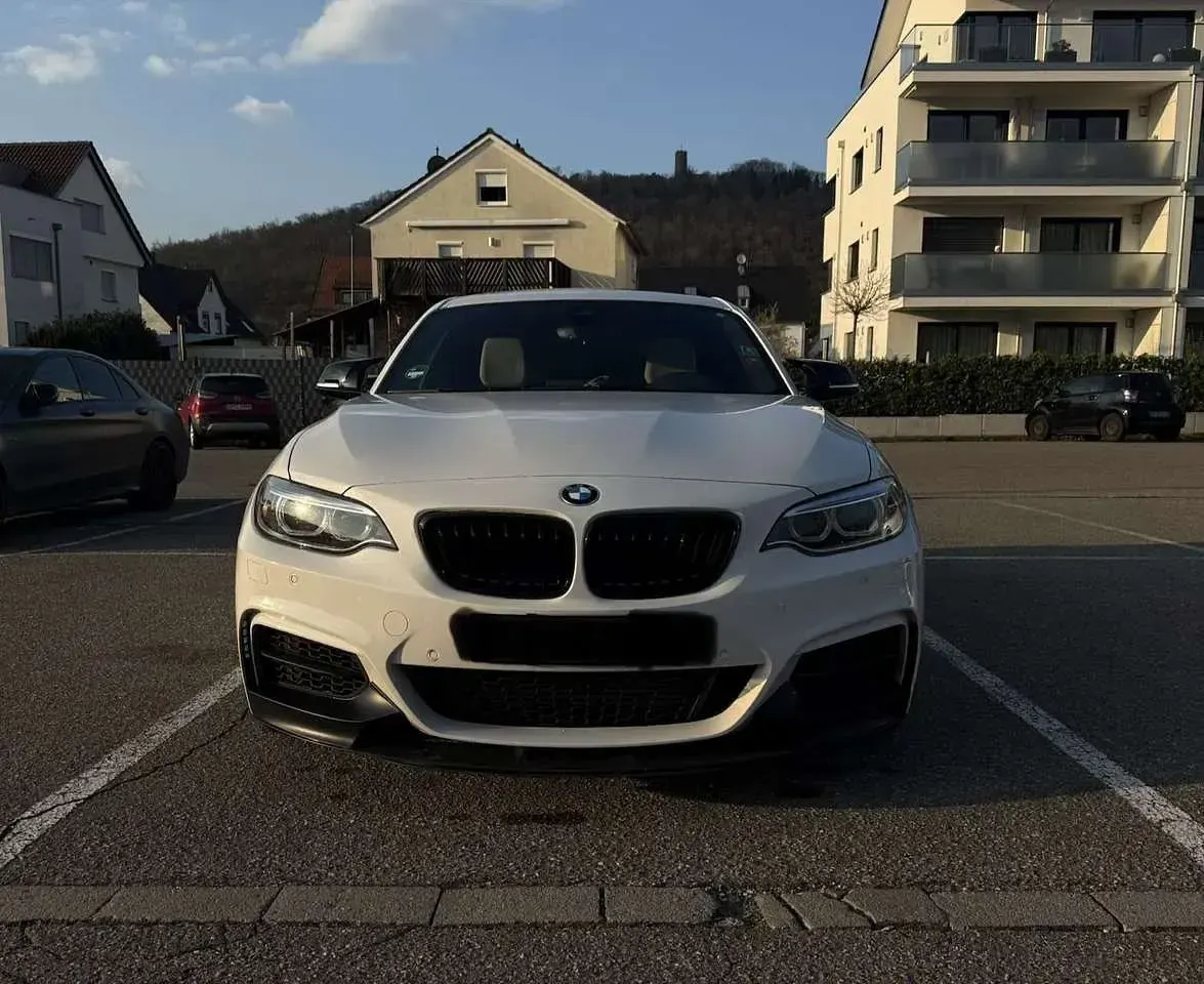 Gebraucht BMW M235 M Sport 326 PS (239 kW) 2016 Weiß Coupé