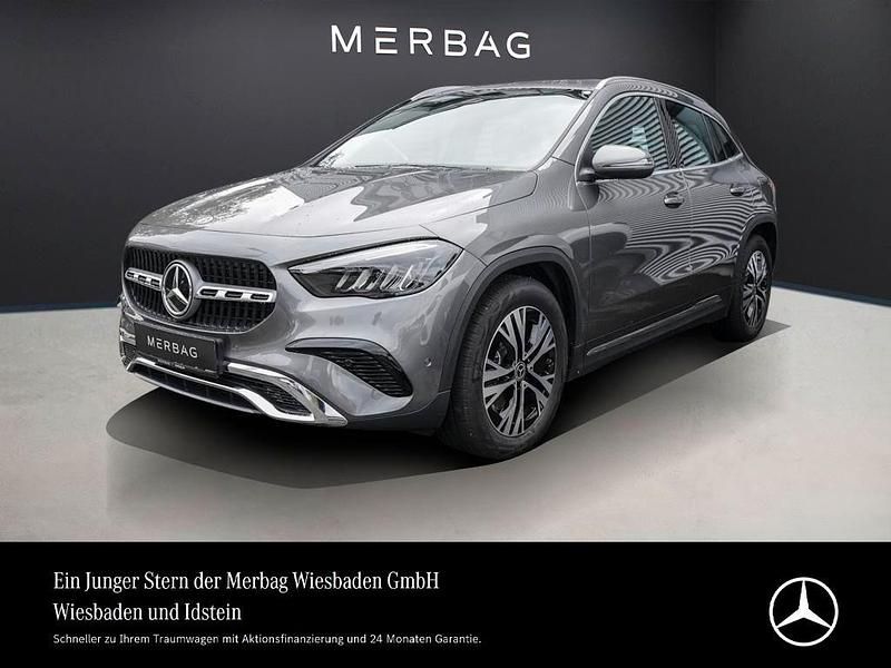 Mountain grau Gebraucht 2024 Mercedes GLA180 Advanced SUV | 36.390 € (Fairer Preis) - Bild 1/4