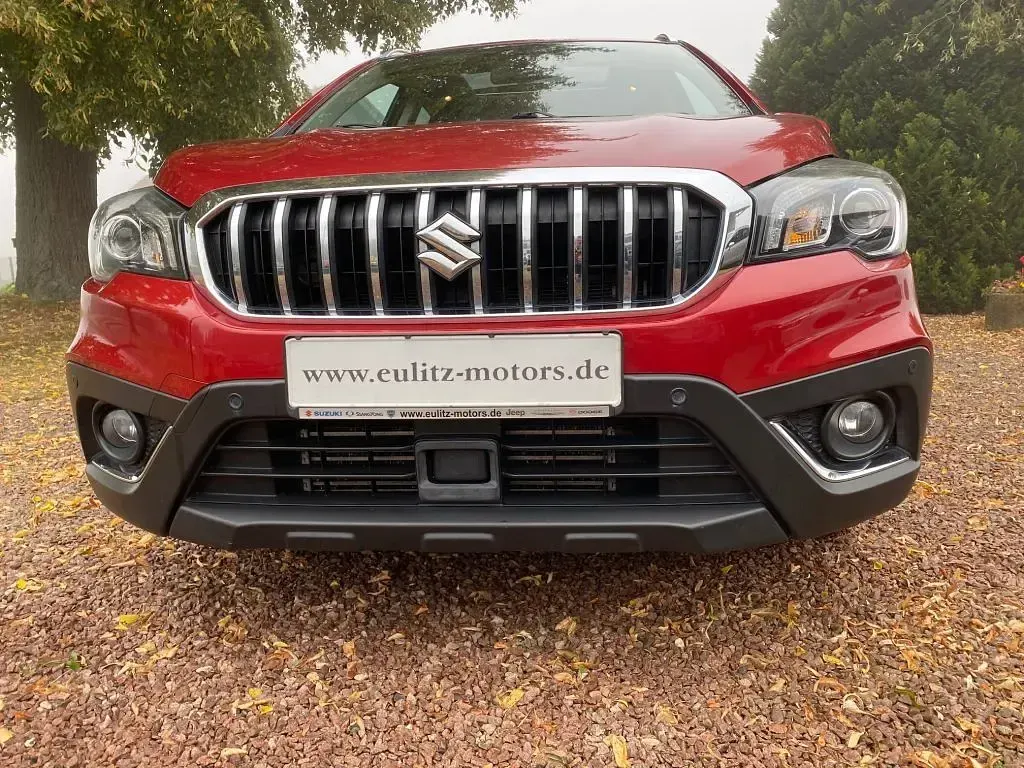 Gebraucht Suzuki SX4 Comfort+ 140 PS (102 kW) 2017 Rot Limousine