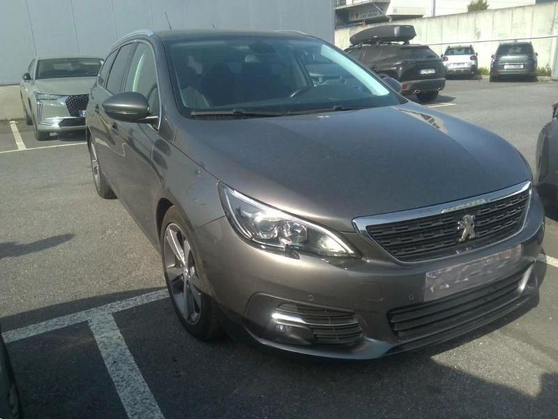 Gebraucht Peugeot 308 SW Allure 131 PS (96 kW) 2020 Grau Kombi