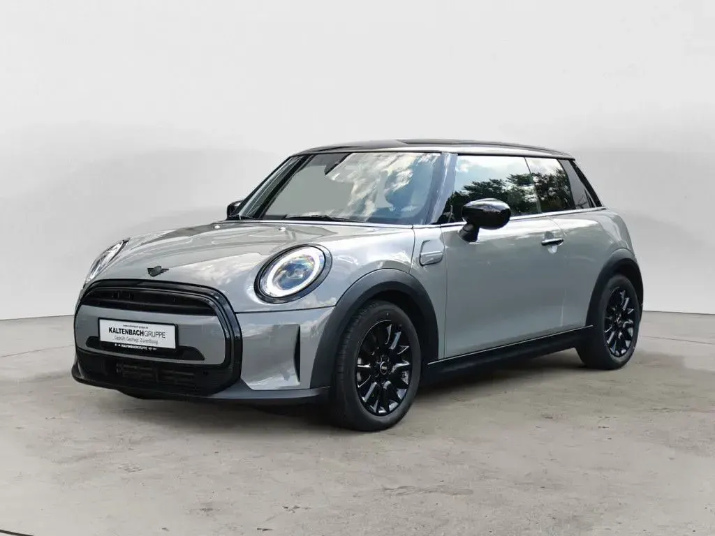 Gebraucht Mini Cooper Classic 136 PS (100 kW) 2022 Grau Kleinwagen