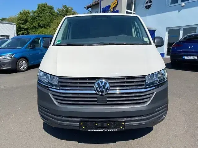 Używany VW Transporter 90 KM (66 kW) 2023 Biały Van