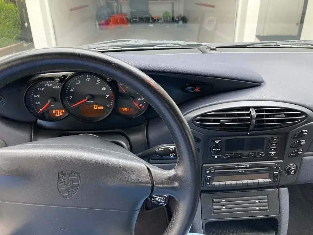 Gebraucht Porsche Boxster 204 PS (150 kW) 1998 Silber Cabrio