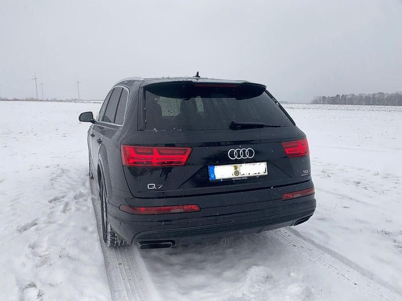 Gebraucht Audi Q7 S-Line 272 PS (200 kW) 2016 Schwarz SUV