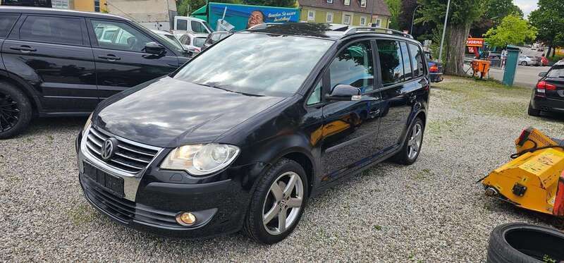 Deep black perleffekt Gebraucht 2007 VW Touran Highline Van / Kleinbus | 4.850 € (Guter Preis) - Bild 1/4
