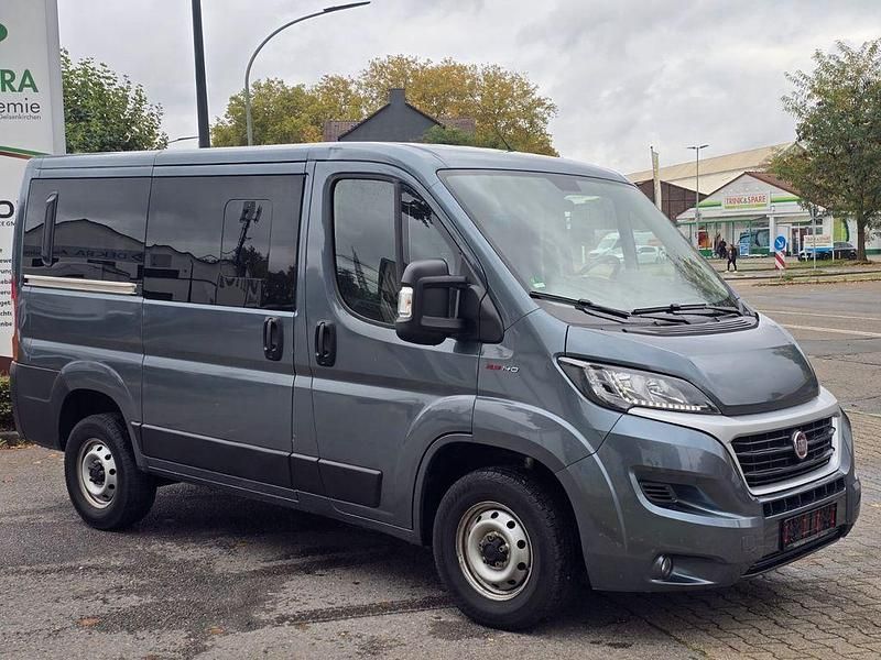 Gebraucht Fiat Ducato 140 PS (102 kW) 2020 Grau Van