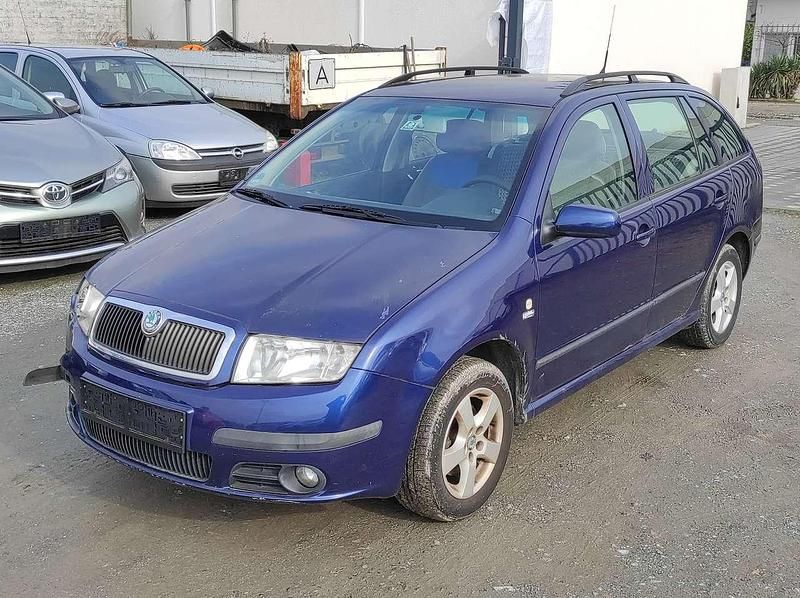 Gebraucht Skoda Fabia 80 PS (58 kW) 2006 Blau Limousine