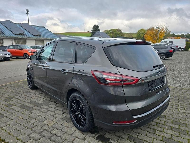 Second-hand Ford S-MAX S 160 CP (117 kW) 2017 Magnetic (metallic) Monovolum