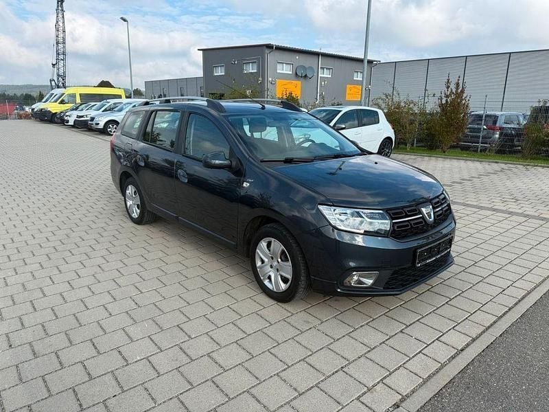 Grau Gebraucht 2017 Dacia Logan MCV Lauréate Kombi | 6.490 € (Fairer Preis) - Bild 1/4
