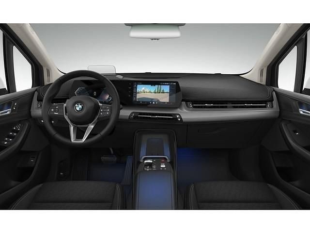 Gebraucht BMW 220 Active Tourer 156 PS (114 kW) 2025 Weiß Van / Kleinbus