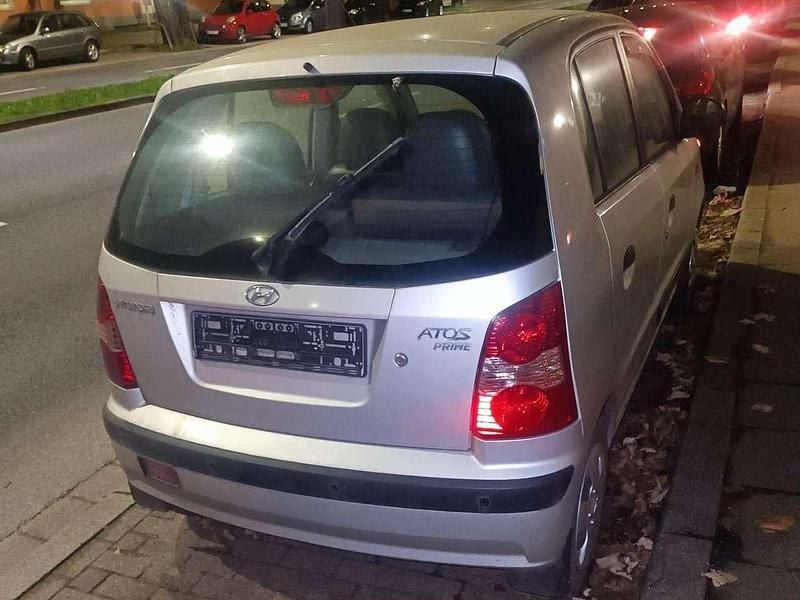 Gebraucht Hyundai Atos 58 PS (42 kW) 2003 Silber Kleinwagen