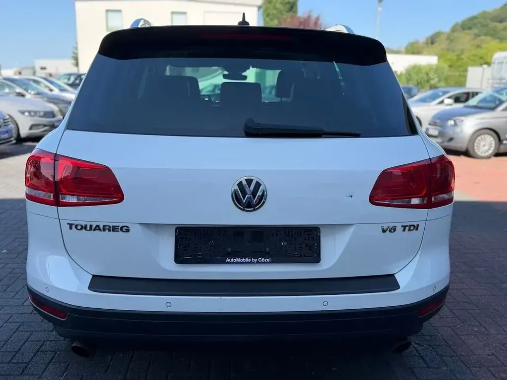 Gebraucht VW Touareg 262 PS (192 kW) 2017 Weiß SUV