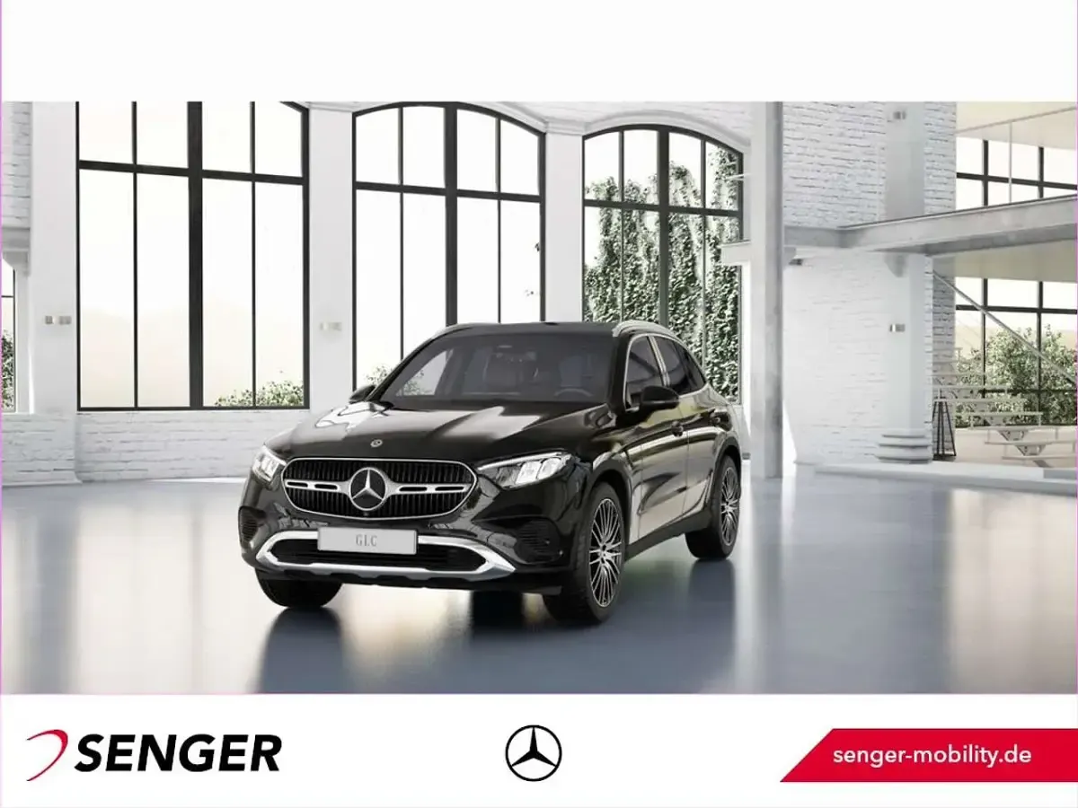 Gebraucht Mercedes GLC220 Avantgarde 197 PS (144 kW) 2024 SUV