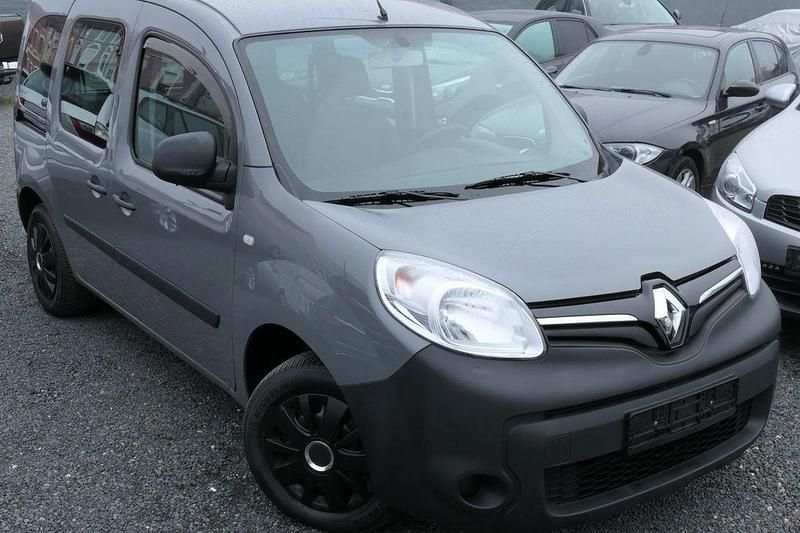Grau Gebraucht 2016 Renault Kangoo SUV | 6.950 € (Fairer Preis) - Bild 1/4