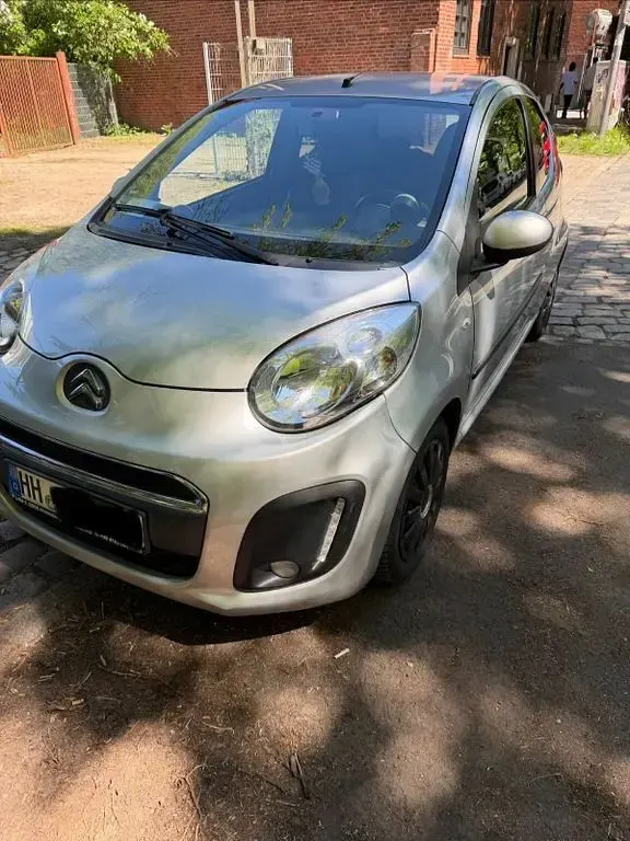 Gebraucht Citroën C1 Style 68 PS (50 kW) 2012 Silber Kleinwagen