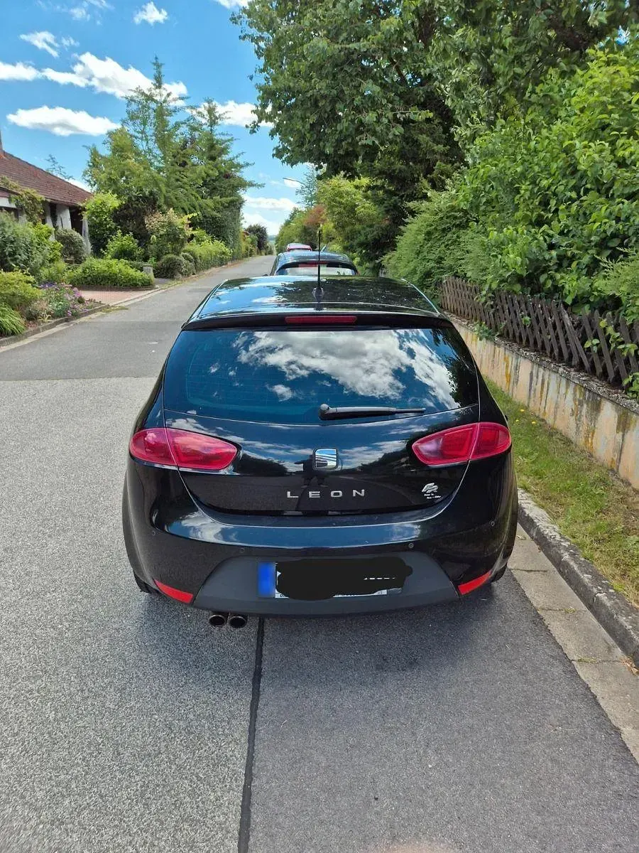Gebraucht Seat Leon FR 125 PS (91 kW) 2012 Schwarz Limousine