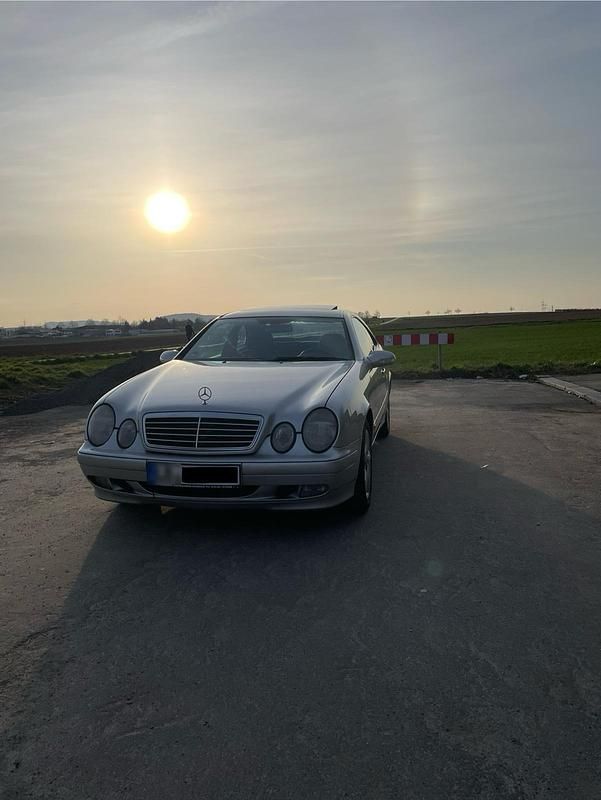 Gebraucht Mercedes CLK200 Avantgarde 136 PS (100 kW) 1999 Silber Coupé