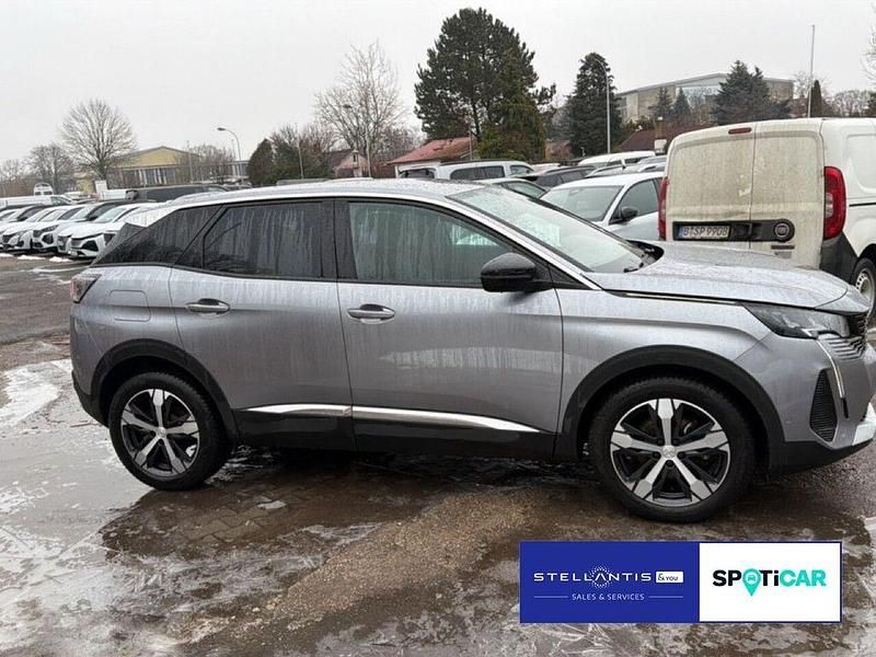 Gebraucht Peugeot 3008 Allure 131 PS (96 kW) 2023 Grau SUV