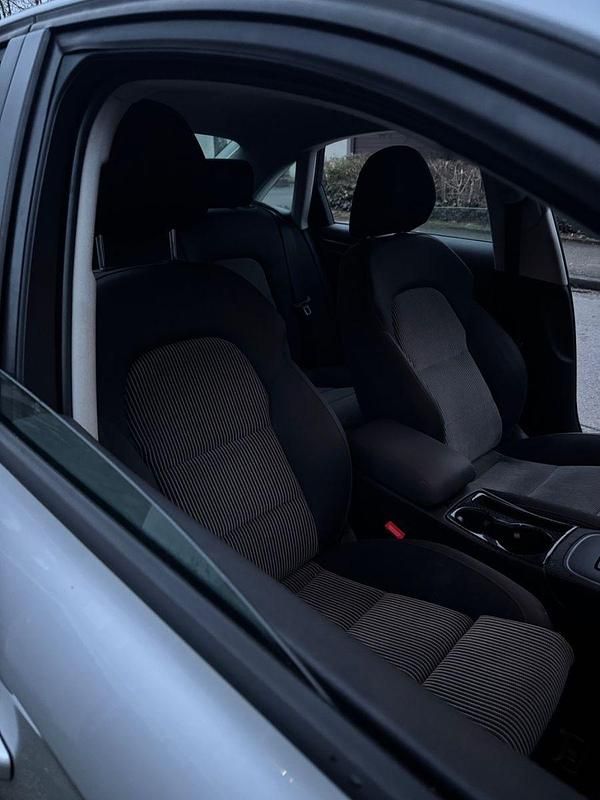 Gebraucht Audi A4 Ambition 163 PS (119 kW) 2008 Schwarz Limousine