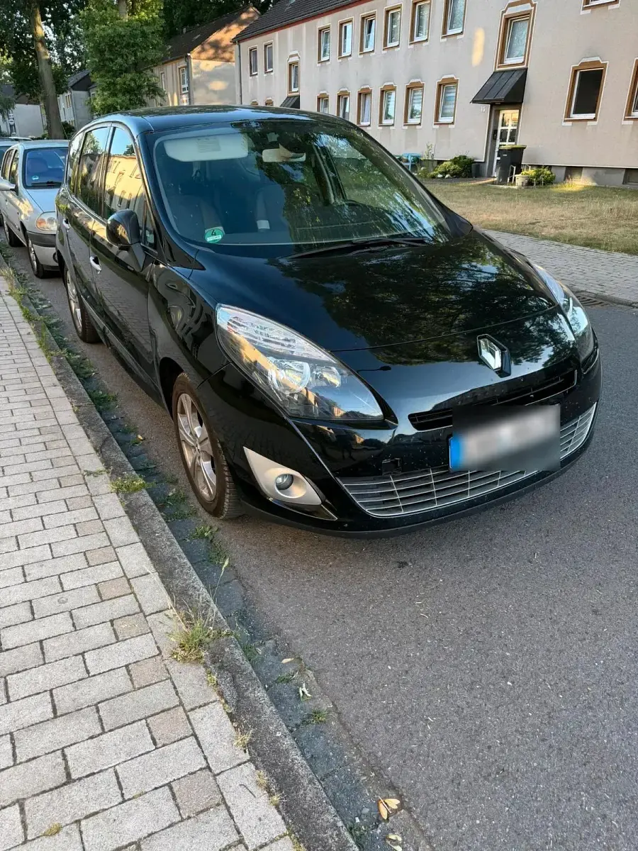 Gebraucht Renault Grand Scénic III Expression 131 PS (96 kW) 2011 Schwarz Van / Kleinbus