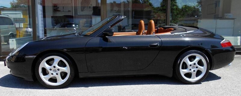 Schwarz Gebraucht 2001 Porsche 996 Cabrio | 31.999 € (Etwas zu teuer) - Bild 1/4