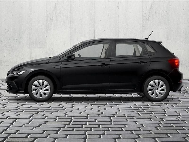 Gebraucht VW Polo Life 95 PS (69 kW) 2022 Deep black perleffekt Kleinwagen