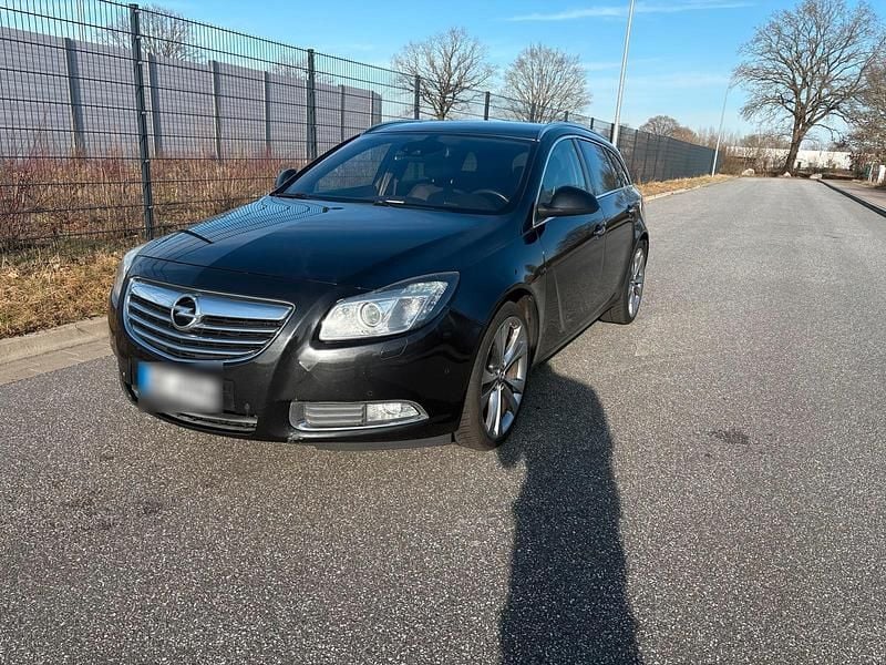 Gebraucht Opel Insignia 260 PS (191 kW) 2012 Schwarz Kombi