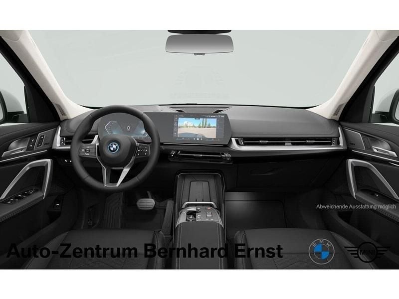 Neu BMW iX1 xLine 150 kW (204 PS) 2026 Schwarz SUV