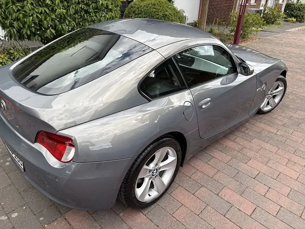 Gebraucht BMW Z4 Sport Line 265 PS (194 kW) 2007 Grau Coupé