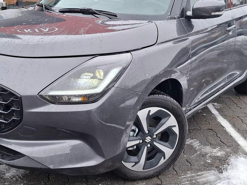 Neu Suzuki Swift Comfort+ 83 PS (61 kW) 2025 Grau Kleinwagen